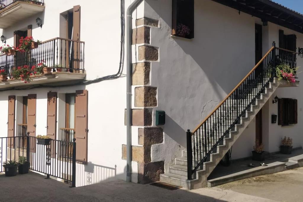 Gartzinea, Amplia Y Preciosa Vivienda Rural Apartamento Ezkurra Exterior foto