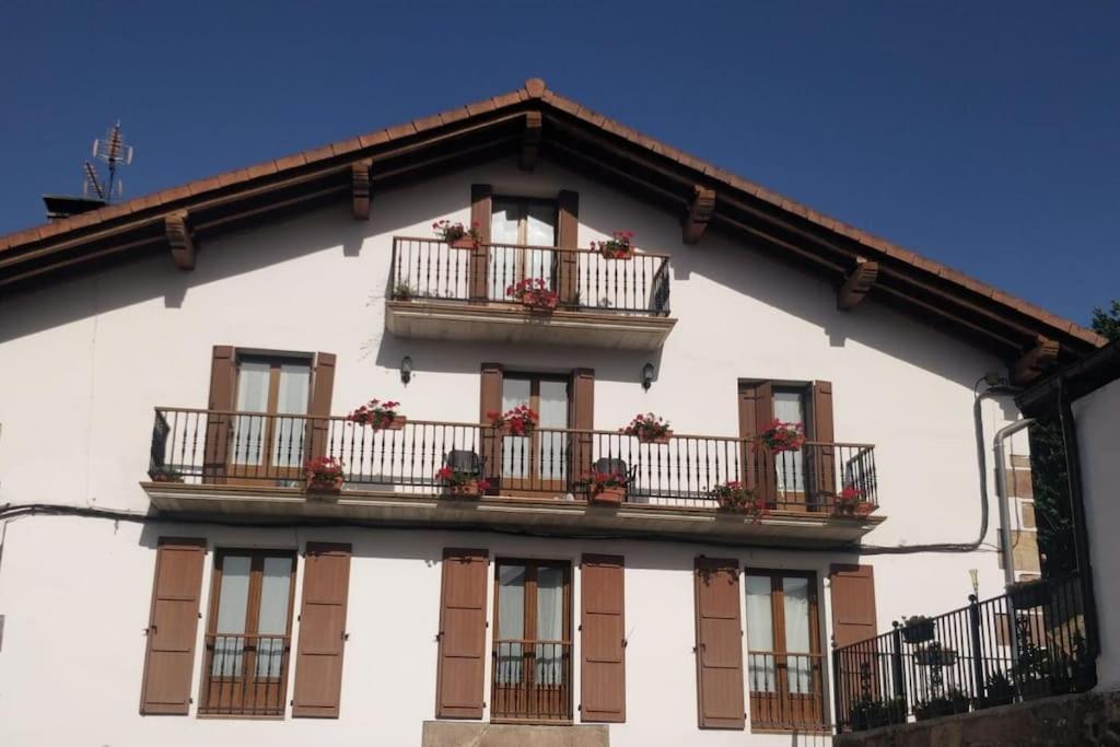 Gartzinea, Amplia Y Preciosa Vivienda Rural Apartamento Ezkurra Exterior foto